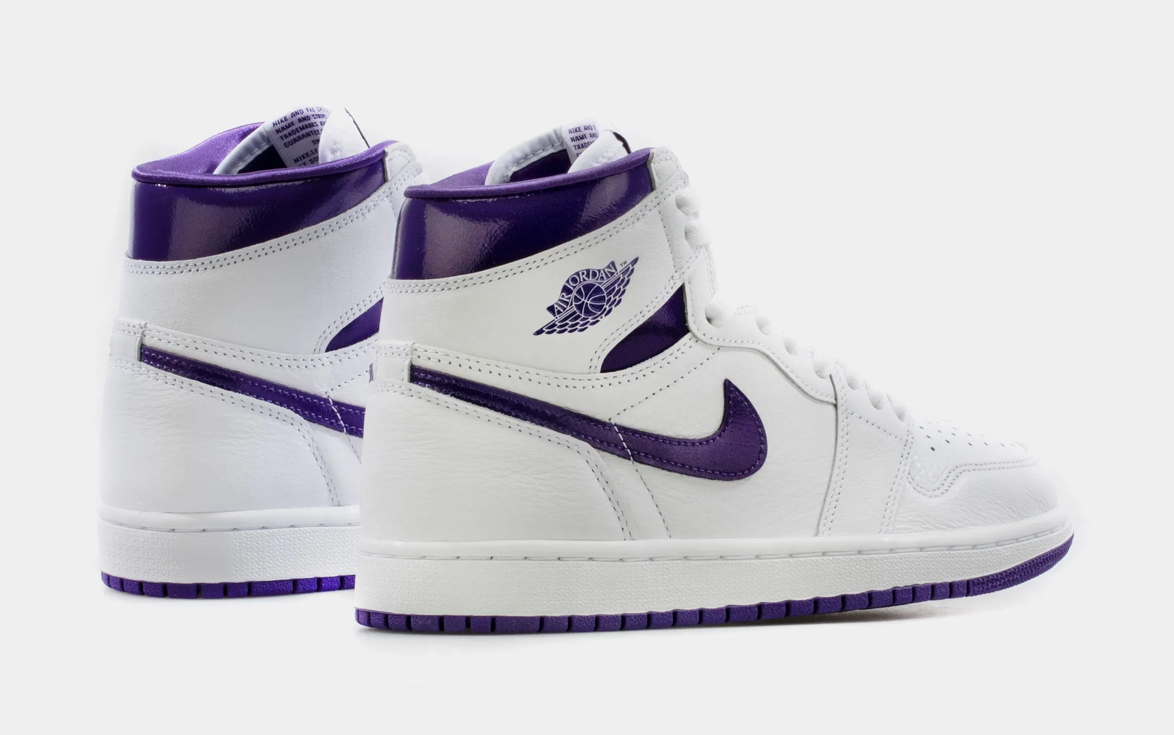 Air Jordan 1 High OG Court Purple Womens Lifestyle Shoe (White/Purple)