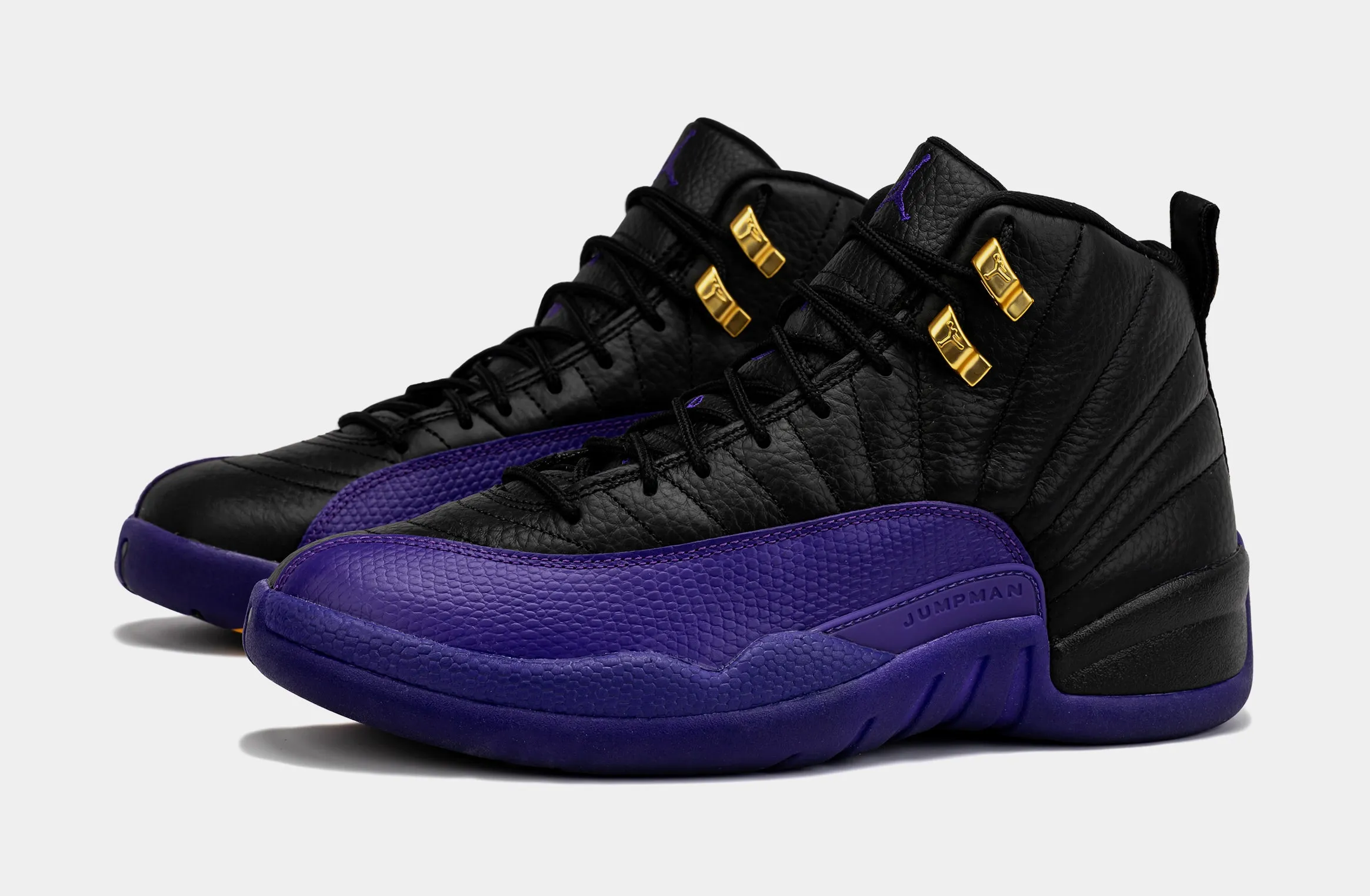 Air Jordan 12 Retro Field Purple Mens Lifestyle Shoes (Black/Purple)